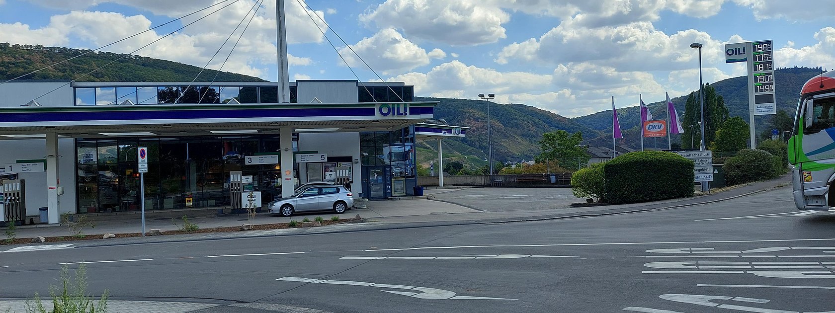 Oil Tankstelle Kues
