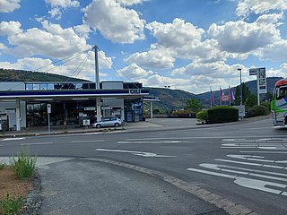Oil Tankstelle Kues