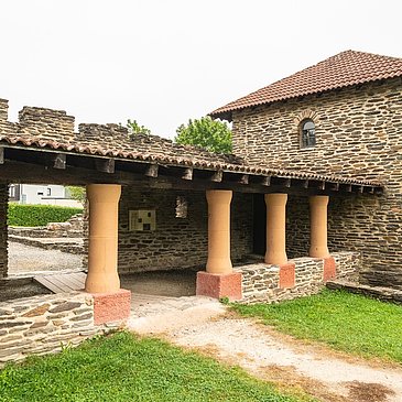 Eingang der Römischen Villa bei Mehring