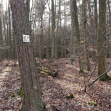 Weglogo entlang der Strecke