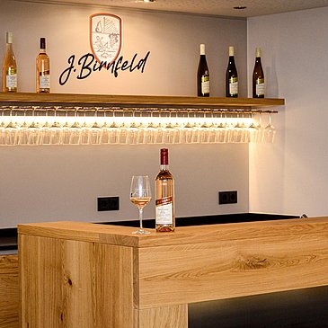 Weinprobe in der Vinothek Weingut Birnfeld