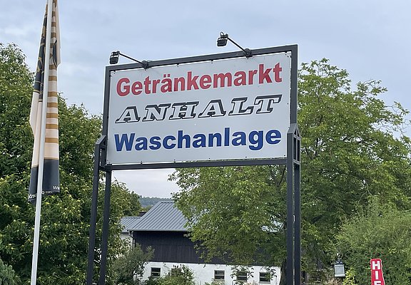 Getränkemarkt Anhalt mit Waschanlage_2