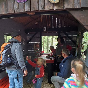 Hexenhäuschen am Rotschwänzchen-Wanderweg