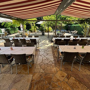Hotel Rosengarten überdachte Sitzplätze