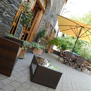 Hof mit Terrasse