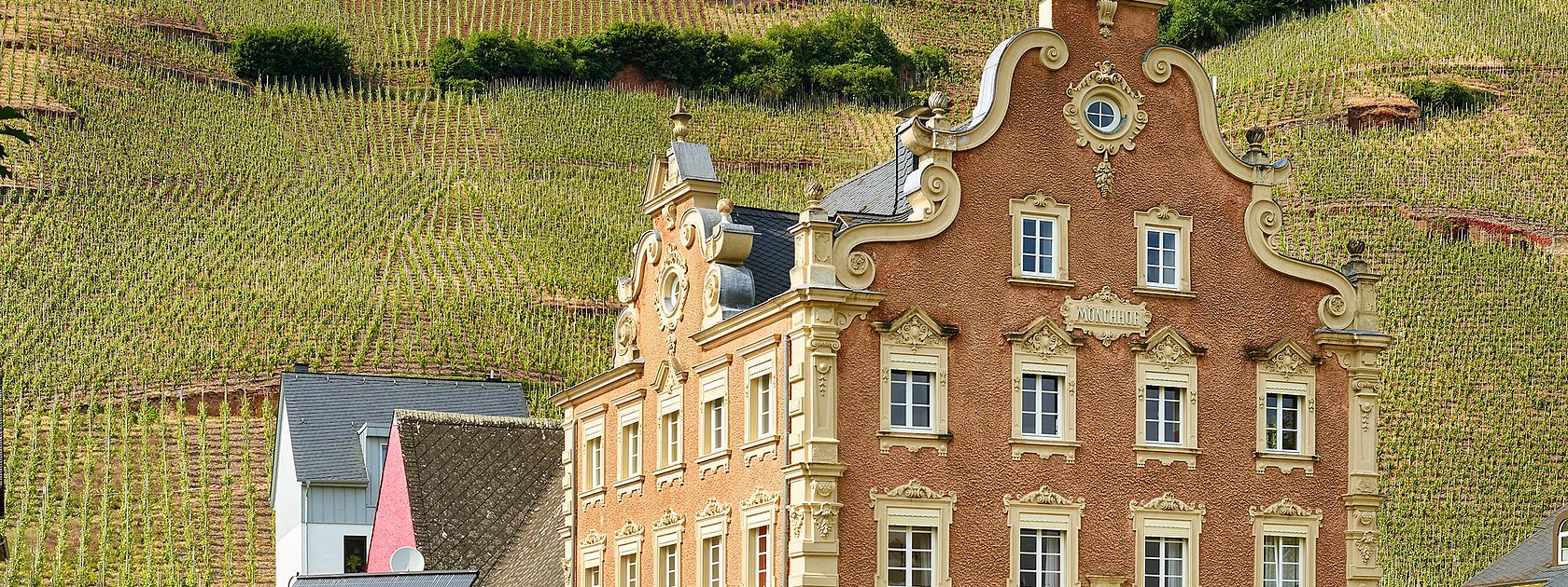 Weingut Mönchhof Weingutsgebäude
