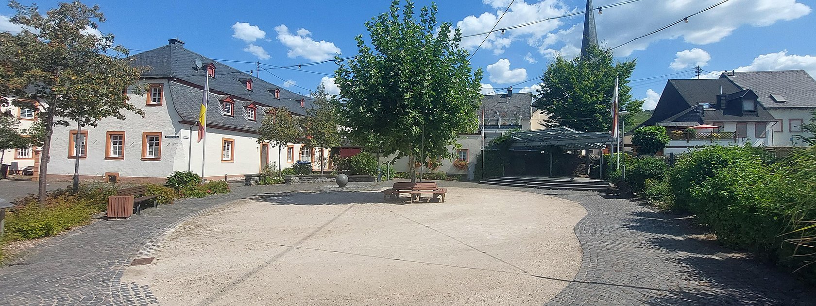 Rachtig_Deutschherrenplatz