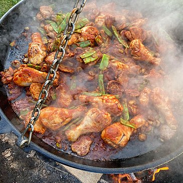 Weinprobe mit Paella