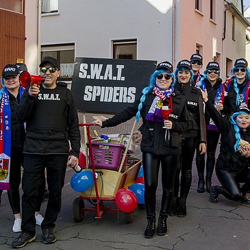 Swat-Teams in Lieser ... Rosenmontag