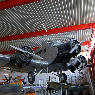 Das Bild zeigt ein Flugzeug der Flugausstellung Junior.