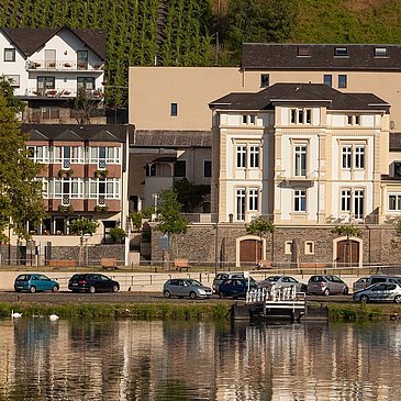 Villa Mosella Aussenansicht mit Mosel
